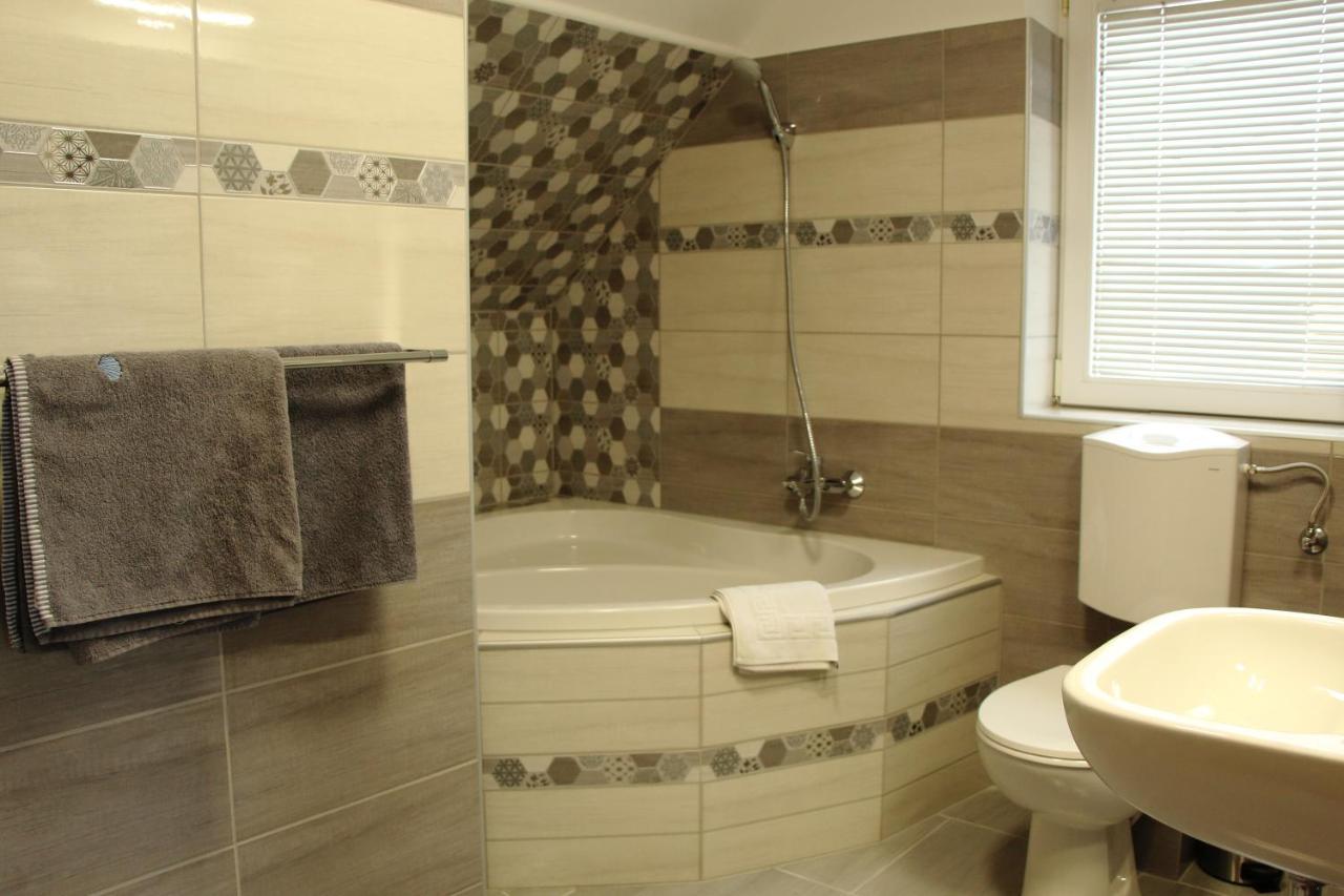 Hegylanc Fogado Bed & Breakfast Sotony Exterior foto
